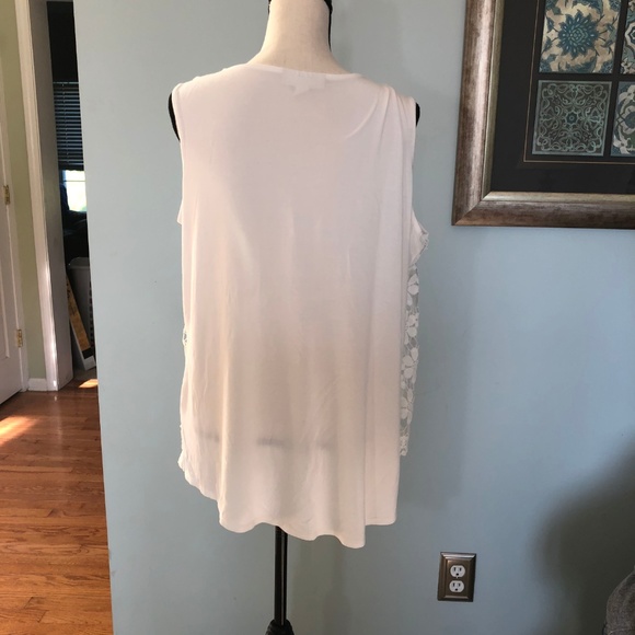 WOW WOW WOW Crochet Front Tank - Picture 5 of 6